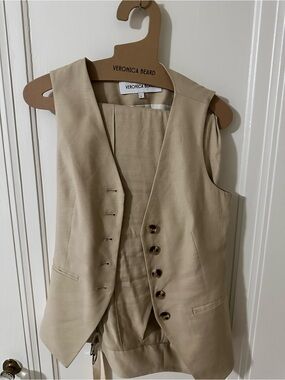 Veronica Beard Vest (size 6) and trousers (size 4) linen blend. Beautiful suit!